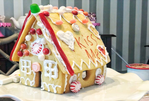 Valentine's Day Cookie Houses