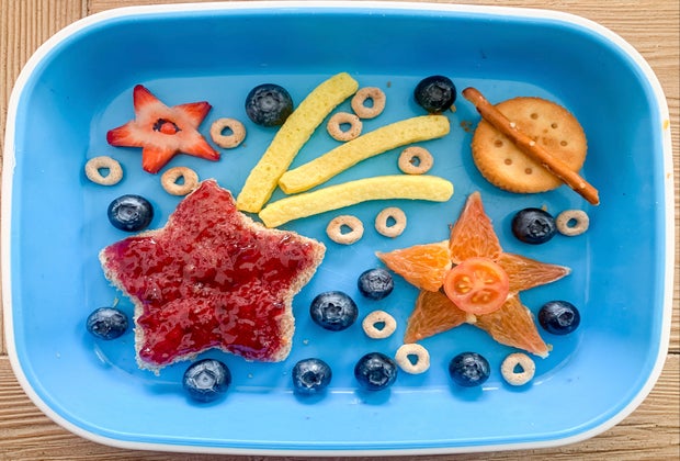 Healthy Snacks for Kids That Are Works of Art: Space in Your Face