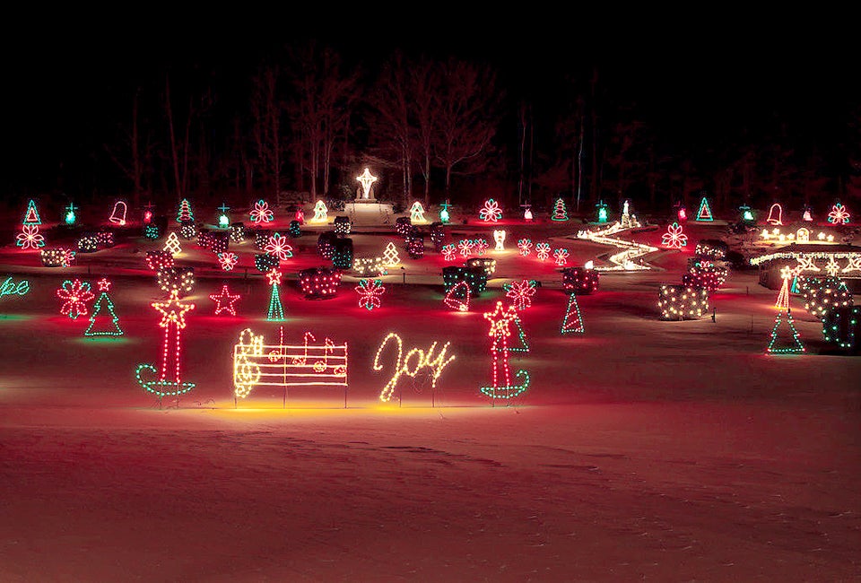 Some 300,000 lights stretch over 10 acres at this long-beloved Attleboro attraction. Photo by Surunas Burdulis/CC BY 2.0