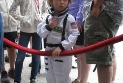 Fun & Free Things to Do with LA Kids this Weekend: JPL Open House, Discover MDR and Music Center Pop Ups, Oct 11 - 12