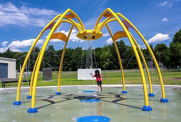 Image of splash pad and water playground in Connecticut