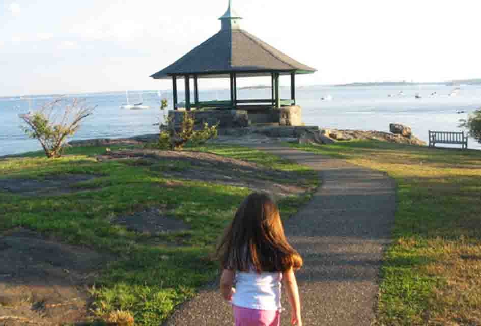 20+ Great Things to Do in Larchmont with Kids Larchmont Manor Park is a seaside oasis for kids. Photo by the author