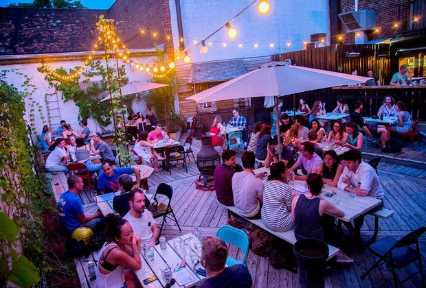 Outdoor diningin Brooklyn: Lavender Lake