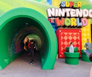 Let's-a-go! Step through the Warp Pipe, and you're in Super Nintendo World!
