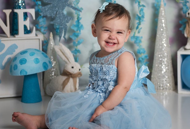 Things to do on Long Island before your baby's first birthday first birthday shoot