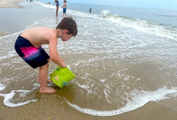 Best Long Island Beaches for Kids and Families : Jones Beach State Park – Wantagh