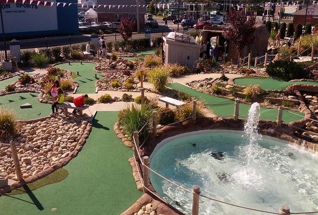 Mini-Golf Courses on Long Island overview Station Sports mini-golf course