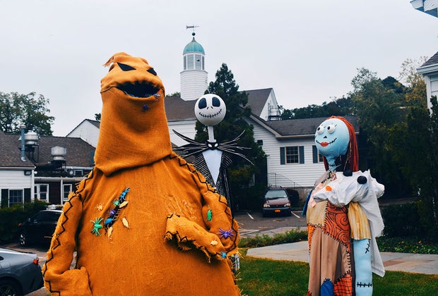 Fall bucket list Ward Melville Heritage Scarecrow Competition