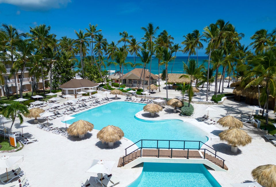 Go from the pool to the beach and back again without ever leaving the resort.