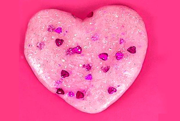 Valentine's Day Ideas: Make pink glitter slime!