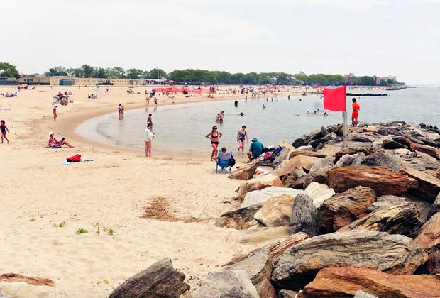 Best beaches in NYC: Manhattan Beach