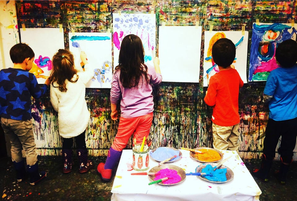 Kids as young as 3 can explore explore painting. Photo courtesy Beehive Art Studio