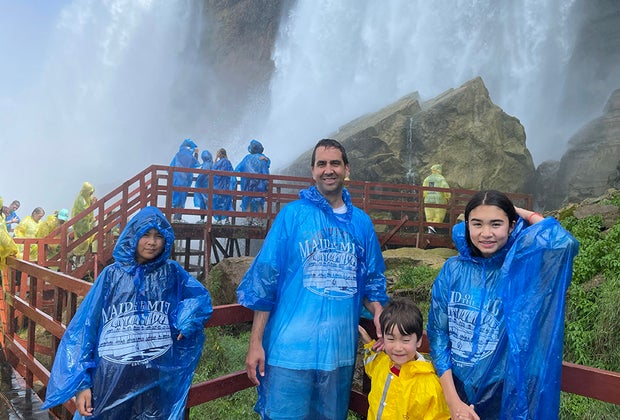 Cheap Spring Break Travel Ideas for Families: Niagara Fall, NY