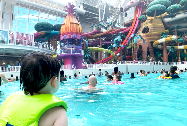 Indoor Water Parks near NYC DreamWorks Water Park