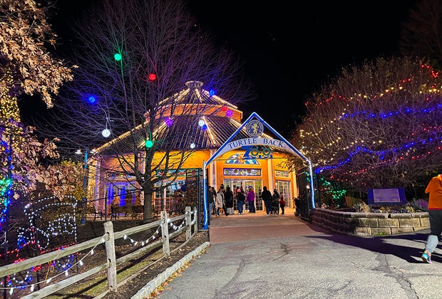 Holiday Lights Spectacular Returns to Turtleback Zoo