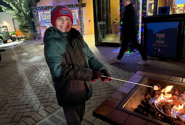 Holiday Lights Spectacular Returns to Turtleback Zoo
