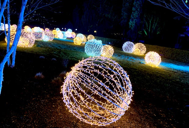 New York Botanical Garden's Glow is a beautiful light display