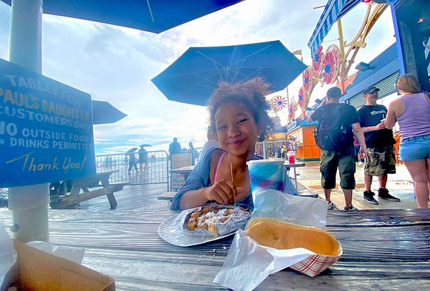 Things to do in NYC: Coney Island beach eats