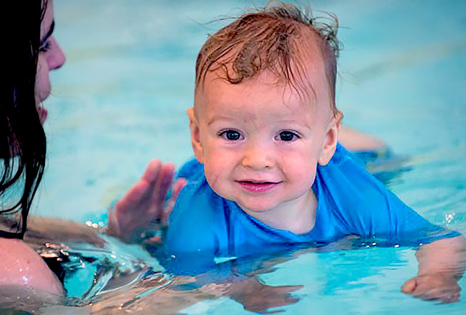 Baby Swimming Lessons in NYC: Mommy-and-Me Swimming Classes for Babies and Toddlers Babies can gain comfort and confidence in the water with mommy-and-me swimming lessons at two Asphalt Green locations. Photo courtesy of the venue