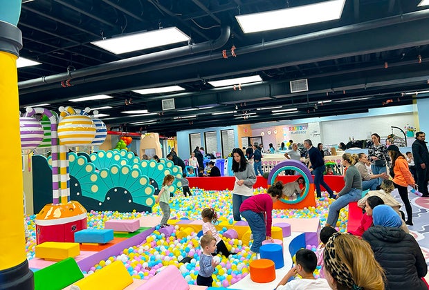 Indoor playground Rainbow Playpace: Huge, colorful ballpit