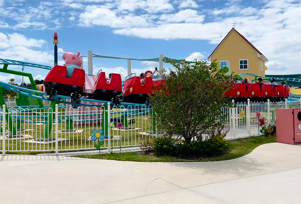 Peppa Pig Theme Park: Daddy Pig’s Roller Coaster.