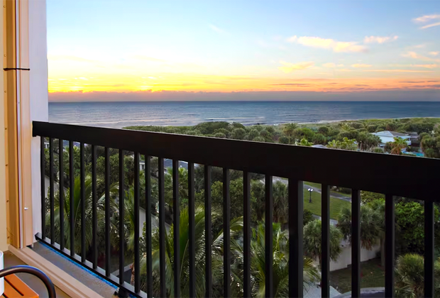 Cocoa Beach with Kids: Hampton Inn Cocoa Beach/Cape Canaveral