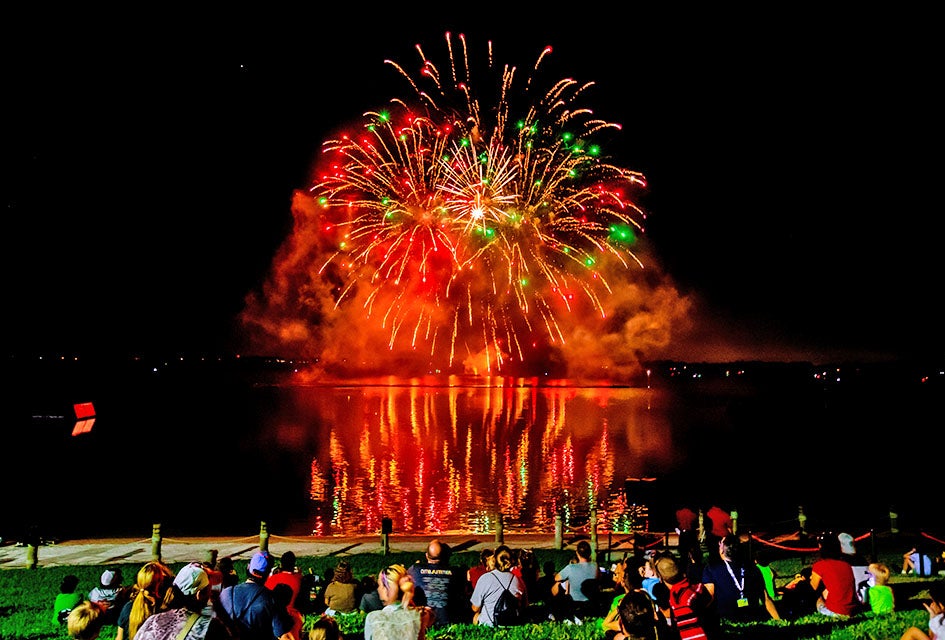 Where to See 4th of July Fireworks in Orlando 2025: More Orlando July 4th Parades and Events Fireworks light up the night sky at Legoland FLorida. Photo courtesy of the Legoland Florida