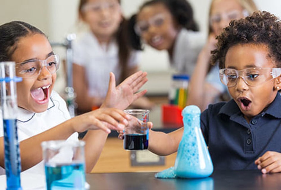 Best School Holiday and Spring Break Camps in Orlando Mad Science school break camps give kids the opportunity to become junior scientists and embark on a series of science adventures. Photo courtesy of Mad Science