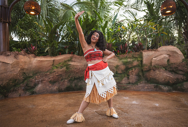 Journey of Water, Inspired by Moana, at EPCOT: Capture a photo with Moana