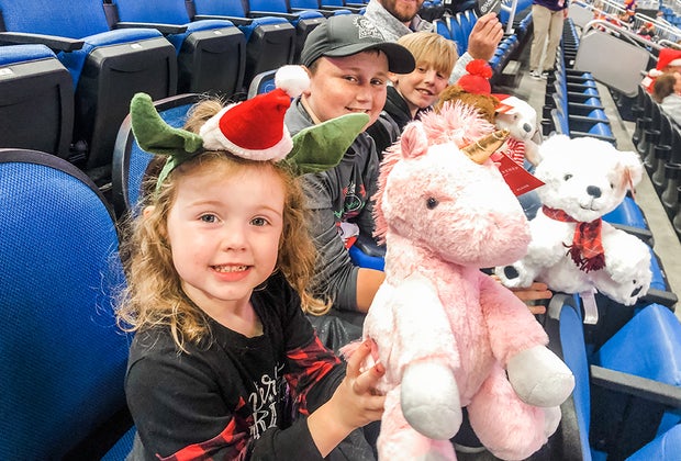 Attending an Orlando Solar Bears Game with Kids