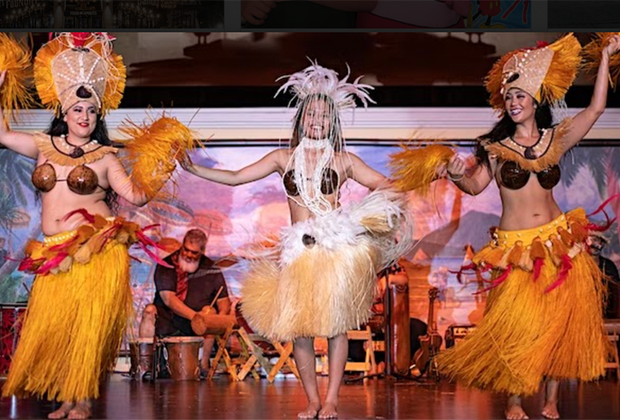 hula and fire dancers at Wantilan Luau