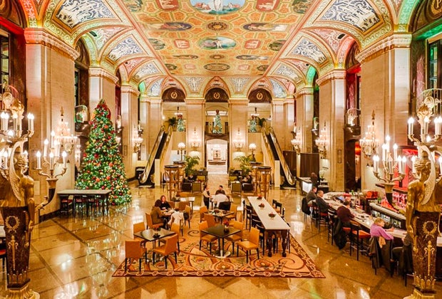 The Palmer House is open on Christmas in Chicago.