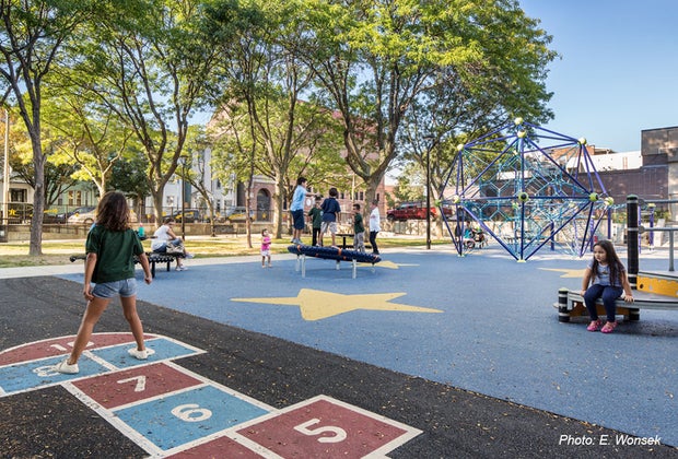 Boston Playgrounds with Brain-Boosting Fun: Paris Street Park