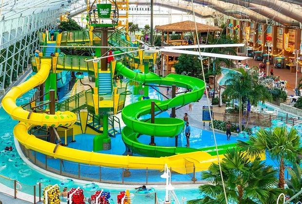 Indoor Water Parks and Pools for Philly Area Families: Island Waterpark