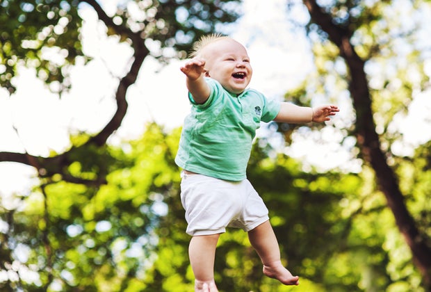 Things To Do With Los Angeles Babies: Play outside