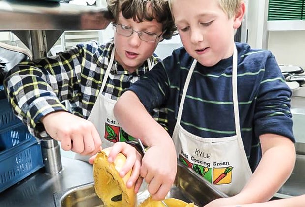 Image of two children at one of the best kids cooking classes near Boston.
