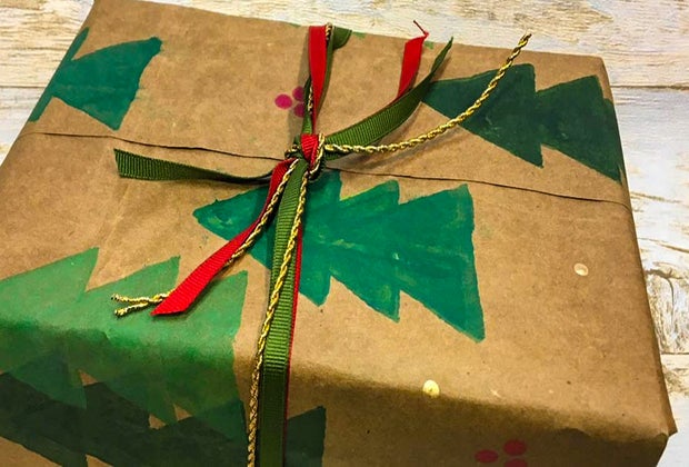 Eco Friendly Gift Wrapping Ideas: Paper grocery bags