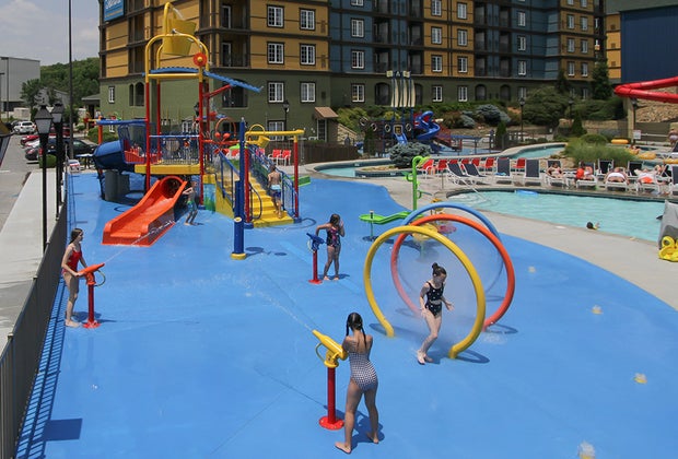 The Resort at Governor's Crossing Best Pigeon Forge Hotels and Hotels in Gatlinburg, TN for Families