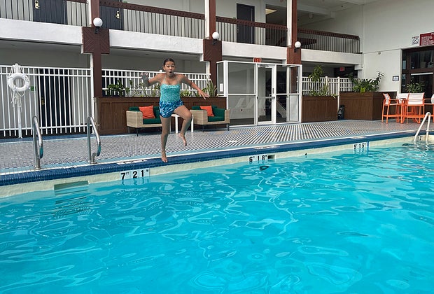 Pittsfield, Ma with kids Holiday Inn pool