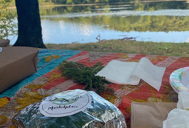 Pittsfield, Ma with kids Marketplace Cafe picnic