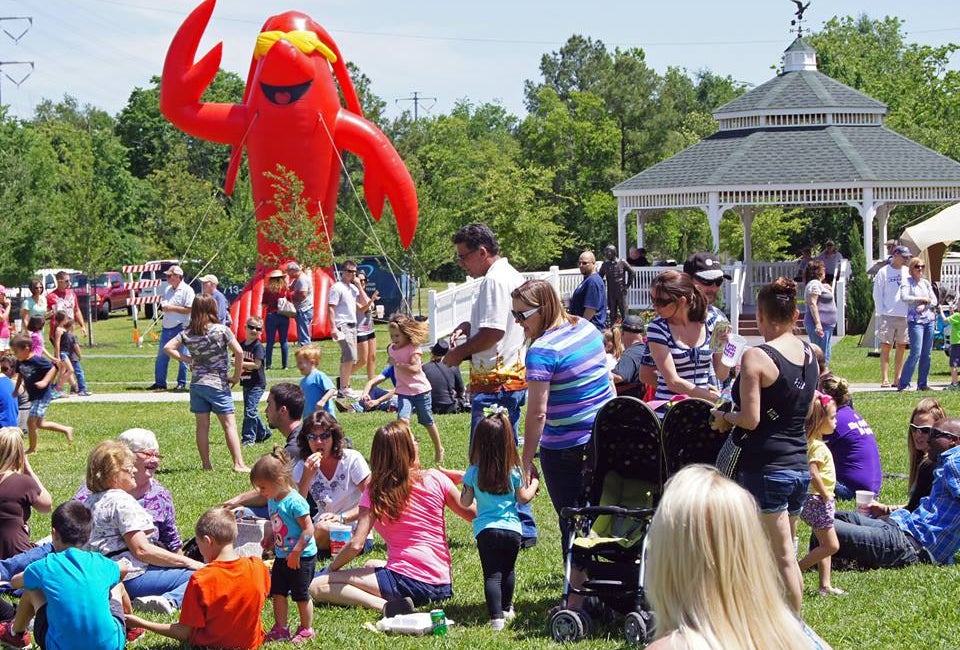 Free Things to Do With Houston Kids in May Enjoy a full day of crawfish and family-friendly fun at the historic Downtown Railroad Depot in Tomball./Photo courtesy of Tomball Texan for Fun.
