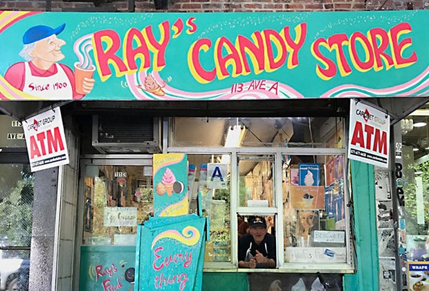 Candy stores in NYC: Ray's Candy Store