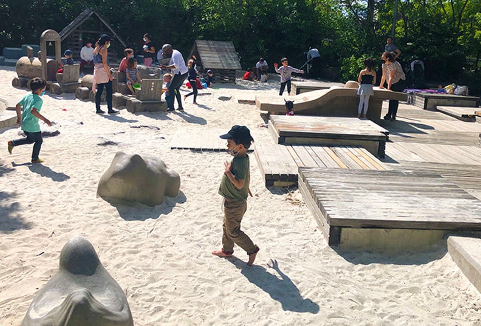 Sandbox Village at Brooklyn Bridge Park's Pier 6 is a sand city with playhouses and and a water spray area. Photo by Diana Kim