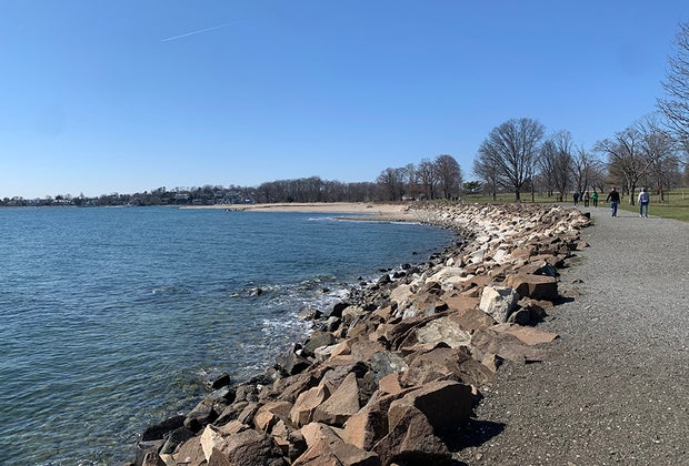 the beach ot sherwood island state park