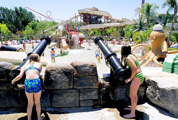 Best Outdoor Water Parks in the US: Six Flags Hurricane Harbor Los Angeles