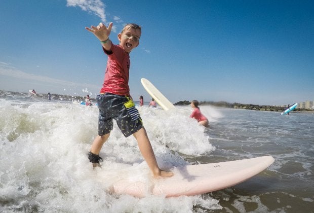 Skudin Surf School.: Long Beach with Kids