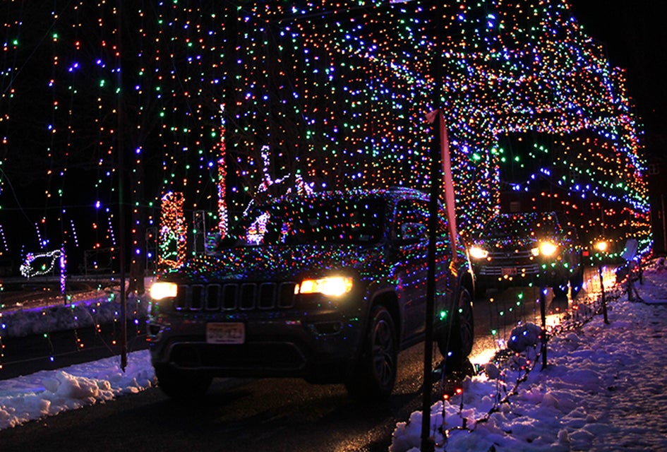 The Skylands Stadium Christmas Light Show takes visitors on a winding, drive-thru course with tons of twinkling lights and dazzling decorations.
