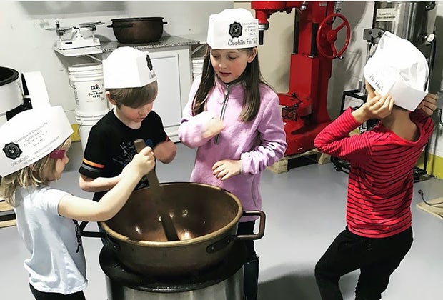 St. Louis with kids kids making chocolate dessert