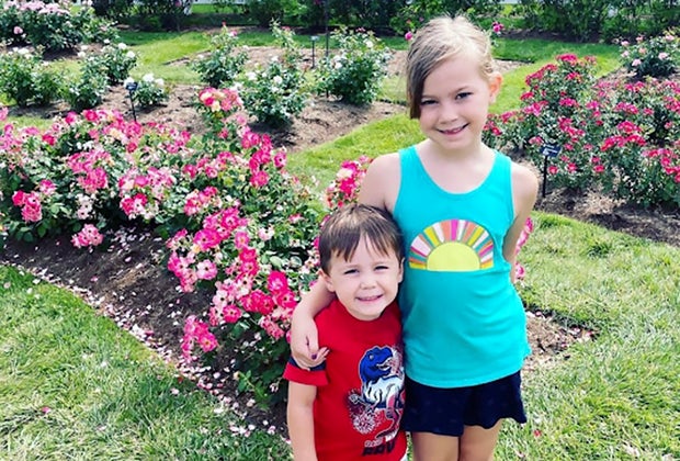 St. Louis with kids kids in flower garden