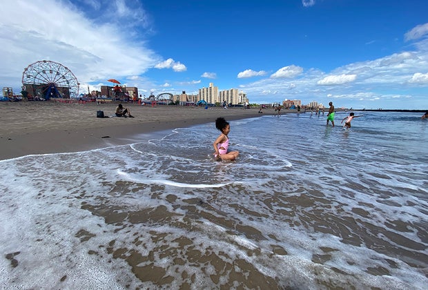 Stress Relief Activities for Kids: kids at the beach